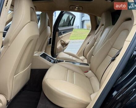Чорний Порше Panamera, об'ємом двигуна 2.89 л та пробігом 85 тис. км за 77999 $, фото 61 на Automoto.ua