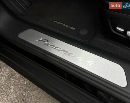 Чорний Порше Panamera, об'ємом двигуна 3 л та пробігом 108 тис. км за 55000 $, фото 22 на Automoto.ua