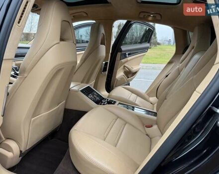 Чорний Порше Panamera, об'ємом двигуна 2.89 л та пробігом 85 тис. км за 77999 $, фото 62 на Automoto.ua