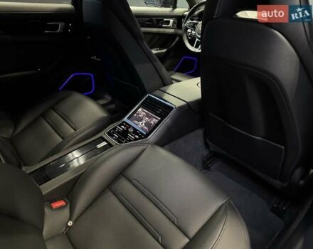 Черный Порше Панамера, объемом двигателя 3 л и пробегом 109 тыс. км за 53000 $, фото 26 на Automoto.ua