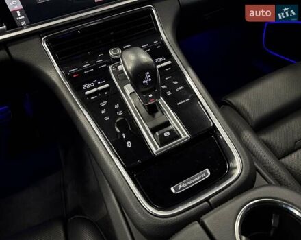 Черный Порше Панамера, объемом двигателя 3 л и пробегом 109 тыс. км за 53000 $, фото 32 на Automoto.ua