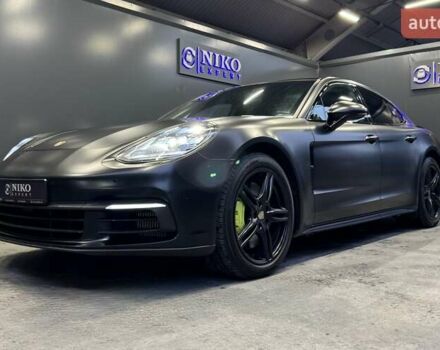 Черный Порше Панамера, объемом двигателя 3 л и пробегом 109 тыс. км за 53000 $, фото 1 на Automoto.ua