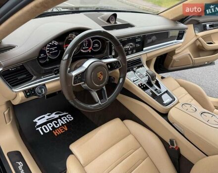 Чорний Порше Panamera, об'ємом двигуна 2.89 л та пробігом 85 тис. км за 77999 $, фото 72 на Automoto.ua