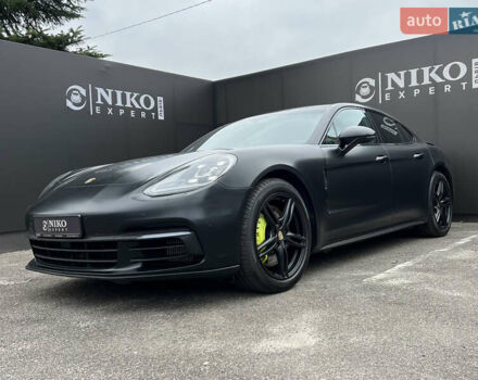 Чорний Порше Panamera, об'ємом двигуна 3 л та пробігом 108 тис. км за 55000 $, фото 1 на Automoto.ua