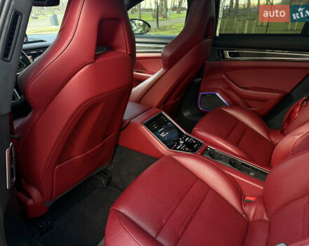 Черный Порше Панамера, объемом двигателя 4 л и пробегом 87 тыс. км за 70000 $, фото 22 на Automoto.ua