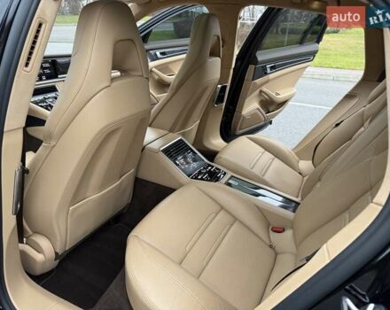 Чорний Порше Panamera, об'ємом двигуна 2.89 л та пробігом 85 тис. км за 77999 $, фото 63 на Automoto.ua