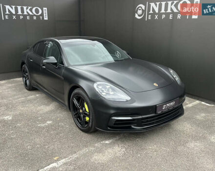 Чорний Порше Panamera, об'ємом двигуна 3 л та пробігом 108 тис. км за 55000 $, фото 13 на Automoto.ua