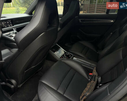 Порше Panamera 2017 у Києві на Automoto.ua Чорний Порше Panamera, об'ємом двигуна 2.89 л та пробігом 105 тис. км за 60000 $, фото 12 на Automoto.ua