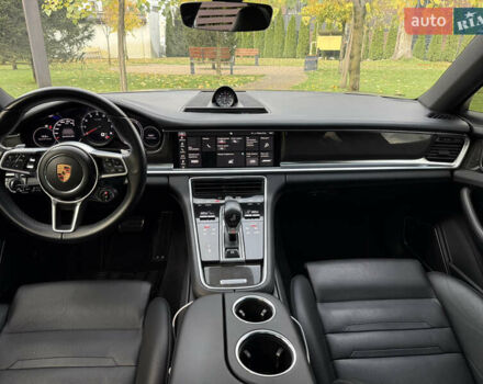 Порше Panamera 2017 у Києві на Automoto.ua Чорний Порше Panamera, об'ємом двигуна 2.89 л та пробігом 105 тис. км за 60000 $, фото 9 на Automoto.ua
