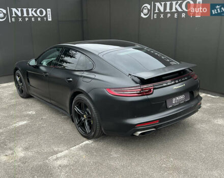 Чорний Порше Panamera, об'ємом двигуна 3 л та пробігом 108 тис. км за 55000 $, фото 6 на Automoto.ua