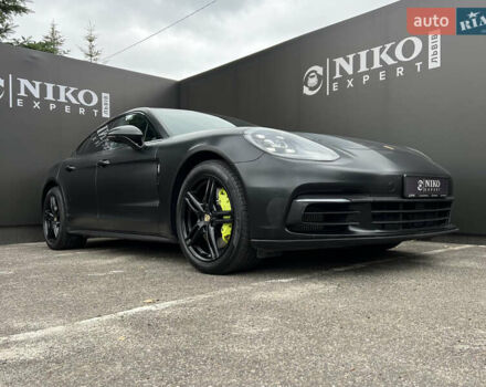 Чорний Порше Panamera, об'ємом двигуна 3 л та пробігом 108 тис. км за 55000 $, фото 12 на Automoto.ua
