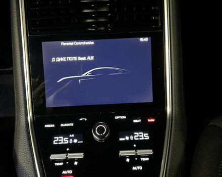 Чорний Порше Panamera, об'ємом двигуна 3 л та пробігом 107 тис. км за 55000 $, фото 8 на Automoto.ua