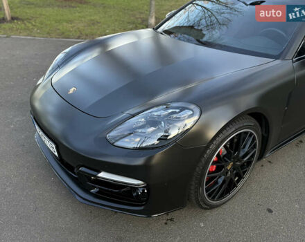 Черный Порше Панамера, объемом двигателя 4 л и пробегом 87 тыс. км за 70000 $, фото 16 на Automoto.ua
