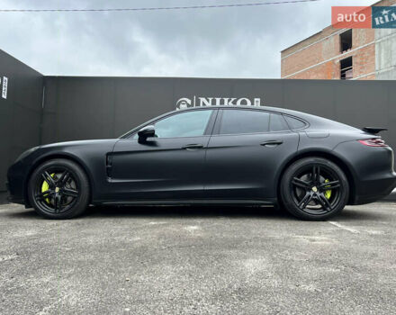Чорний Порше Panamera, об'ємом двигуна 3 л та пробігом 108 тис. км за 55000 $, фото 3 на Automoto.ua