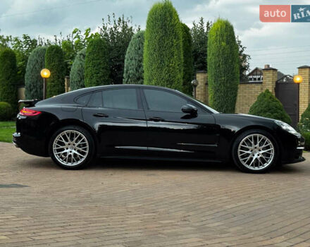Чорний Порше Panamera, об'ємом двигуна 2.9 л та пробігом 176 тис. км за 51000 $, фото 1 на Automoto.ua