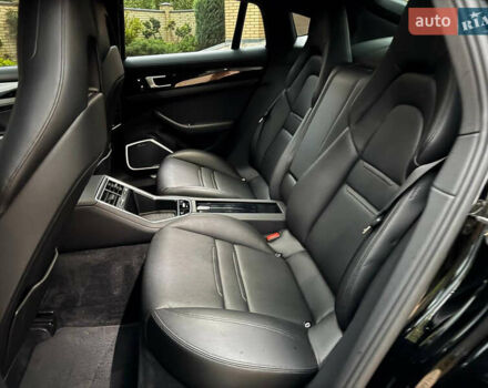 Чорний Порше Panamera, об'ємом двигуна 2.9 л та пробігом 176 тис. км за 51000 $, фото 5 на Automoto.ua