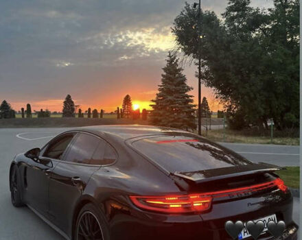 Порше Панамера 2018 в Днепре (Днепропетровске) на Automoto.ua Черный Порше Панамера, объемом двигателя 2.9 л и пробегом 90 тыс. км за 72000 $, фото 1 на Automoto.ua