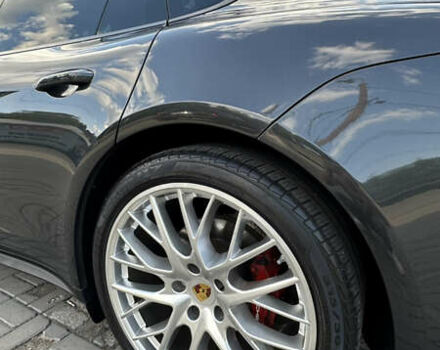 Чорний Порше Panamera, об'ємом двигуна 3 л та пробігом 81 тис. км за 51900 $, фото 11 на Automoto.ua