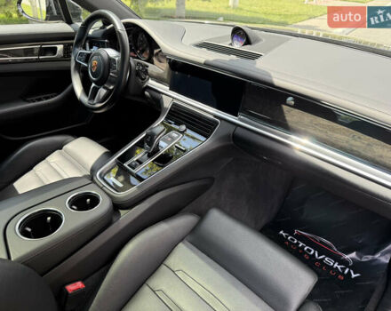 Чорний Порше Panamera, об'ємом двигуна 2.9 л та пробігом 59 тис. км за 57000 $, фото 6 на Automoto.ua
