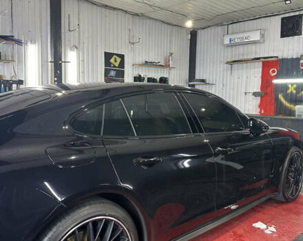 Порше Панамера 2018 в Днепре (Днепропетровске) на Automoto.ua Черный Порше Панамера, объемом двигателя 2.9 л и пробегом 90 тыс. км за 72000 $, фото 17 на Automoto.ua