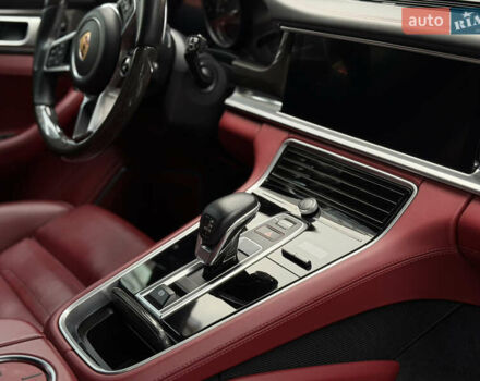 Черный Порше Панамера, объемом двигателя 2.89 л и пробегом 123 тыс. км за 67990 $, фото 21 на Automoto.ua