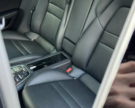 Чорний Порше Panamera, об'ємом двигуна 3 л та пробігом 81 тис. км за 51900 $, фото 30 на Automoto.ua
