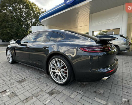 Чорний Порше Panamera, об'ємом двигуна 3 л та пробігом 81 тис. км за 51900 $, фото 12 на Automoto.ua