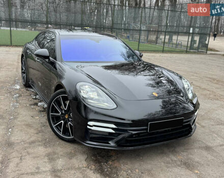 Чорний Порше Panamera, об'ємом двигуна 2.89 л та пробігом 16 тис. км за 72000 $, фото 15 на Automoto.ua