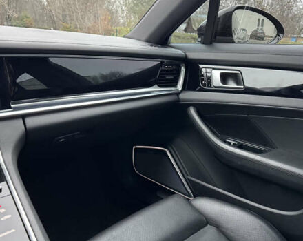 Черный Порше Панамера, объемом двигателя 2.9 л и пробегом 178 тыс. км за 49000 $, фото 28 на Automoto.ua