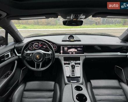 Черный Порше Панамера, объемом двигателя 2.9 л и пробегом 178 тыс. км за 49000 $, фото 23 на Automoto.ua