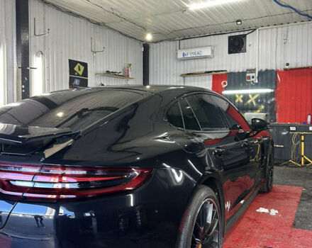 Порше Панамера 2018 в Днепре (Днепропетровске) на Automoto.ua Черный Порше Панамера, объемом двигателя 2.9 л и пробегом 90 тыс. км за 72000 $, фото 18 на Automoto.ua