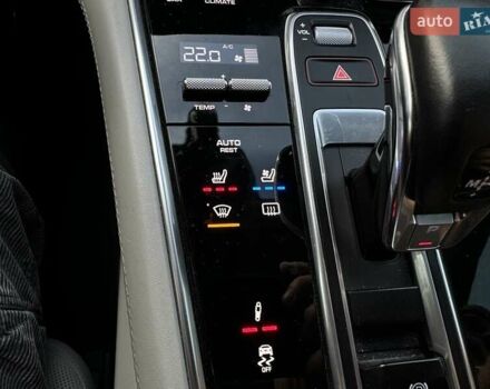 Черный Порше Панамера, объемом двигателя 2.89 л и пробегом 77 тыс. км за 49500 $, фото 4 на Automoto.ua