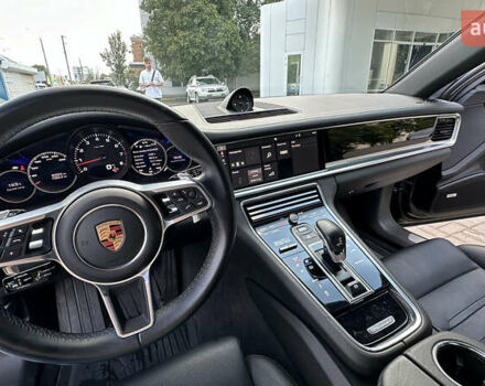 Чорний Порше Panamera, об'ємом двигуна 3 л та пробігом 81 тис. км за 51900 $, фото 34 на Automoto.ua