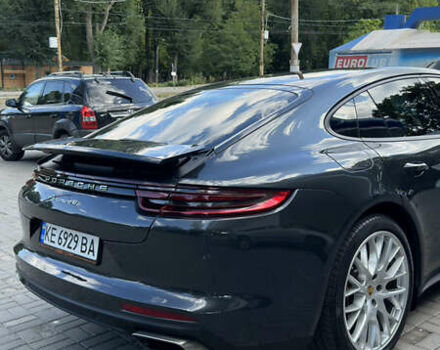 Чорний Порше Panamera, об'ємом двигуна 3 л та пробігом 81 тис. км за 51900 $, фото 5 на Automoto.ua