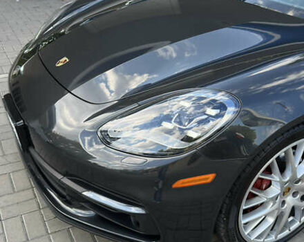 Чорний Порше Panamera, об'ємом двигуна 3 л та пробігом 81 тис. км за 51900 $, фото 22 на Automoto.ua