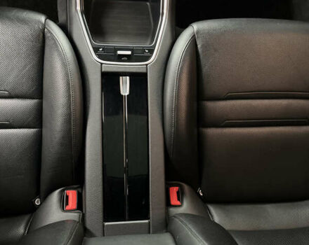 Черный Порше Панамера, объемом двигателя 3 л и пробегом 105 тыс. км за 48500 $, фото 31 на Automoto.ua