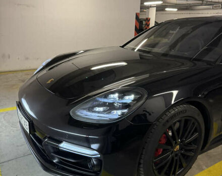 Чорний Порше Panamera, об'ємом двигуна 4 л та пробігом 144 тис. км за 72000 $, фото 1 на Automoto.ua