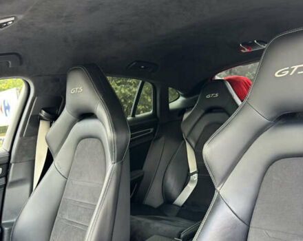 Чорний Порше Panamera, об'ємом двигуна 4 л та пробігом 144 тис. км за 72000 $, фото 6 на Automoto.ua