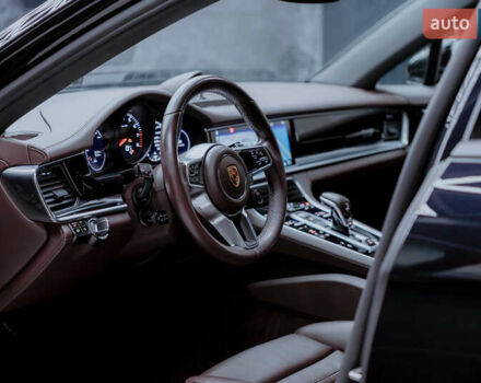 Черный Порше Панамера, объемом двигателя 2.89 л и пробегом 66 тыс. км за 82000 $, фото 19 на Automoto.ua