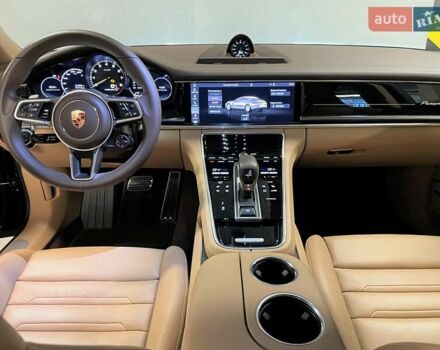 Чорний Порше Panamera, об'ємом двигуна 2.89 л та пробігом 21 тис. км за 91965 $, фото 30 на Automoto.ua