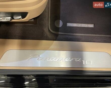 Чорний Порше Panamera, об'ємом двигуна 2.89 л та пробігом 21 тис. км за 91965 $, фото 45 на Automoto.ua