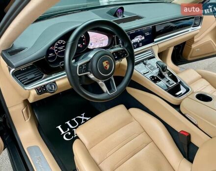 Чорний Порше Panamera, об'ємом двигуна 3 л та пробігом 95 тис. км за 59900 $, фото 37 на Automoto.ua
