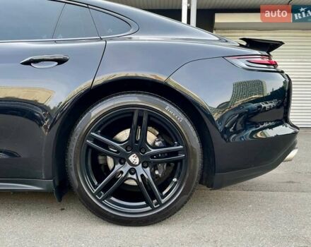 Чорний Порше Panamera, об'ємом двигуна 3 л та пробігом 95 тис. км за 59900 $, фото 26 на Automoto.ua