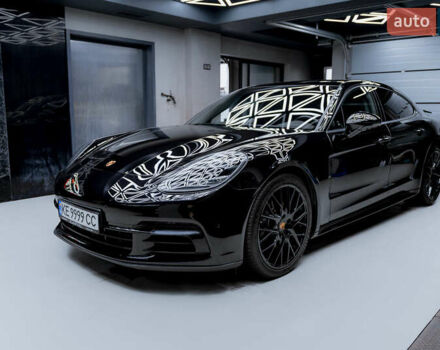 Черный Порше Панамера, объемом двигателя 2.89 л и пробегом 66 тыс. км за 82000 $, фото 1 на Automoto.ua
