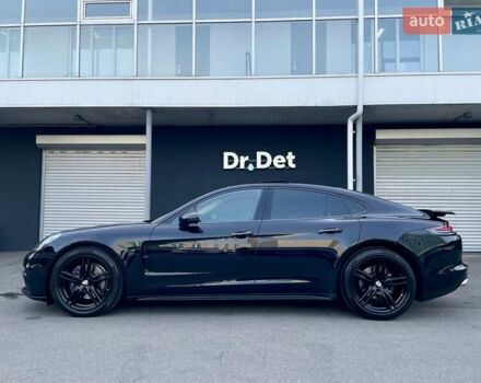 Чорний Порше Panamera, об'ємом двигуна 3 л та пробігом 95 тис. км за 59900 $, фото 24 на Automoto.ua