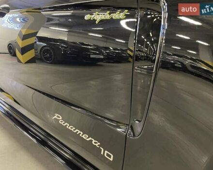Чорний Порше Panamera, об'ємом двигуна 2.89 л та пробігом 21 тис. км за 91965 $, фото 52 на Automoto.ua