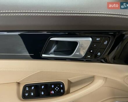 Чорний Порше Panamera, об'ємом двигуна 2.89 л та пробігом 21 тис. км за 91965 $, фото 20 на Automoto.ua