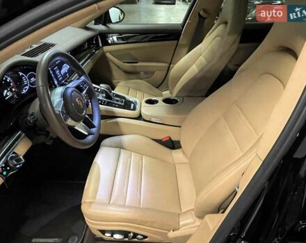 Чорний Порше Panamera, об'ємом двигуна 2.89 л та пробігом 21 тис. км за 91965 $, фото 23 на Automoto.ua