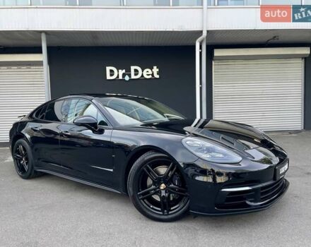 Чорний Порше Panamera, об'ємом двигуна 3 л та пробігом 95 тис. км за 59900 $, фото 16 на Automoto.ua