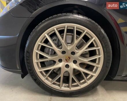Чорний Порше Panamera, об'ємом двигуна 2.89 л та пробігом 21 тис. км за 91965 $, фото 10 на Automoto.ua
